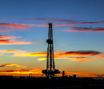 oil derrick